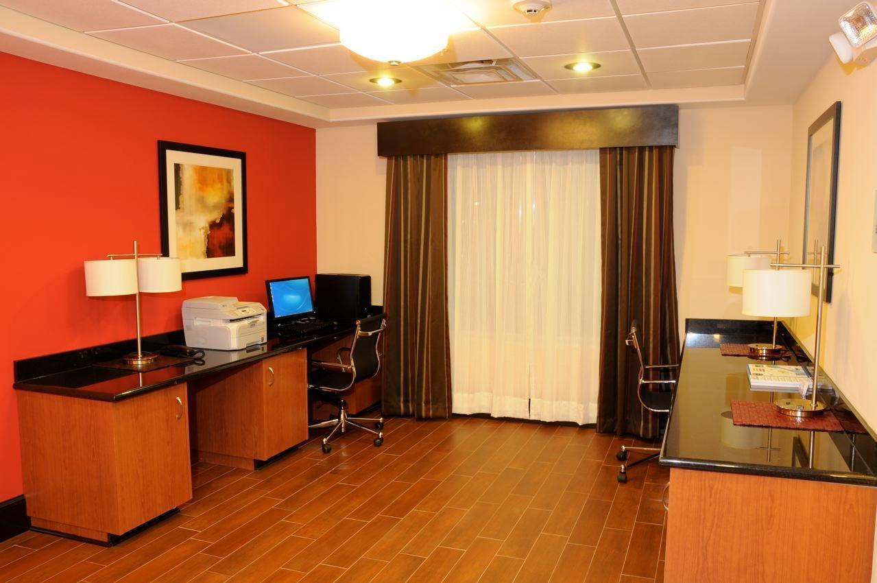 Holiday Inn Express Hotel & Suites Bainbridge By Ihg Exterior photo